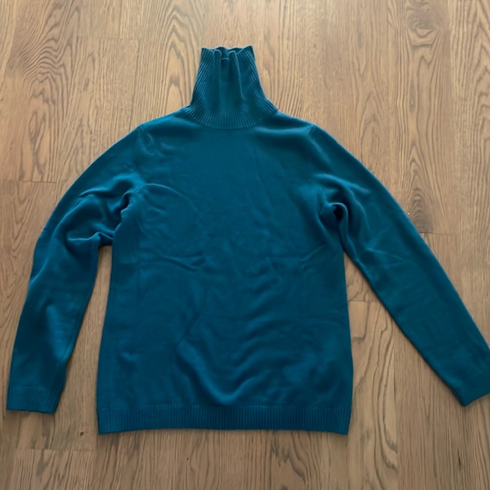 LLBean Size S Cashmere Turtleneck